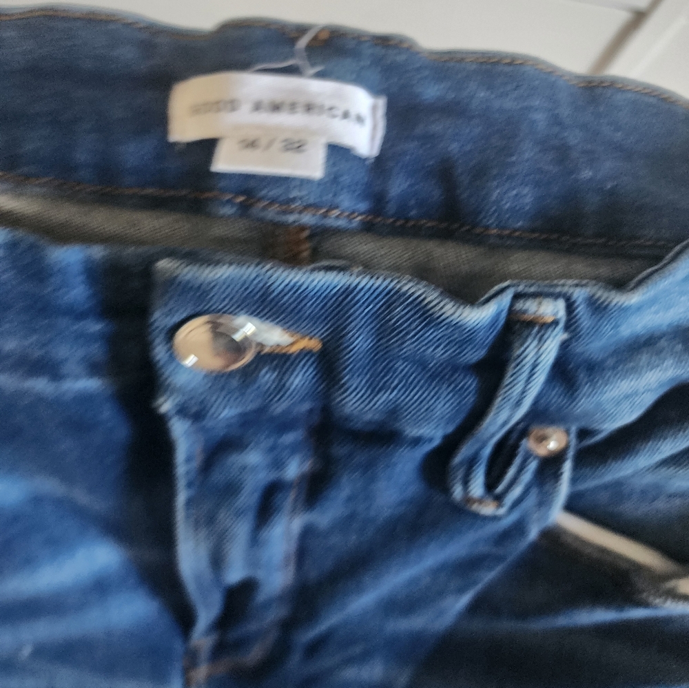 Good American Good Legs Crop Skinny jeans